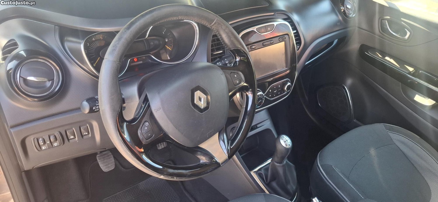 Renault Captur 1.500DCI 110CV NACIONAL — fotografia 9
