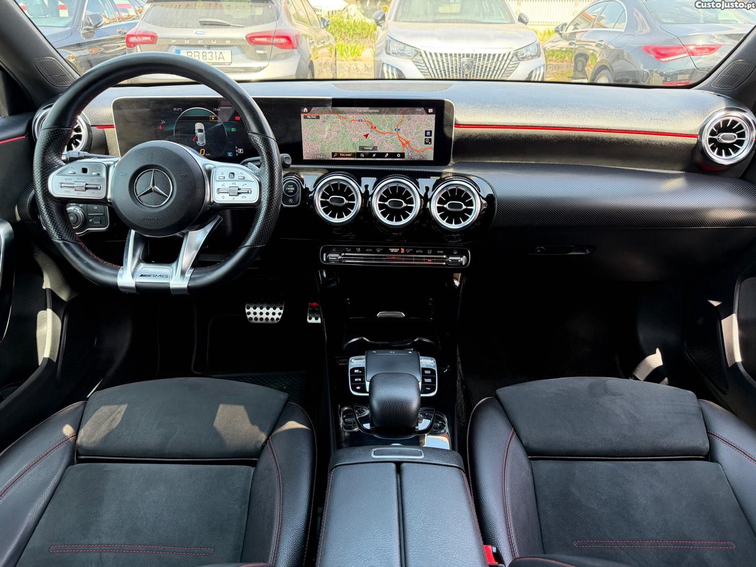 Mercedes-Benz A 180 d AMG Line Aut. — fotografia 15