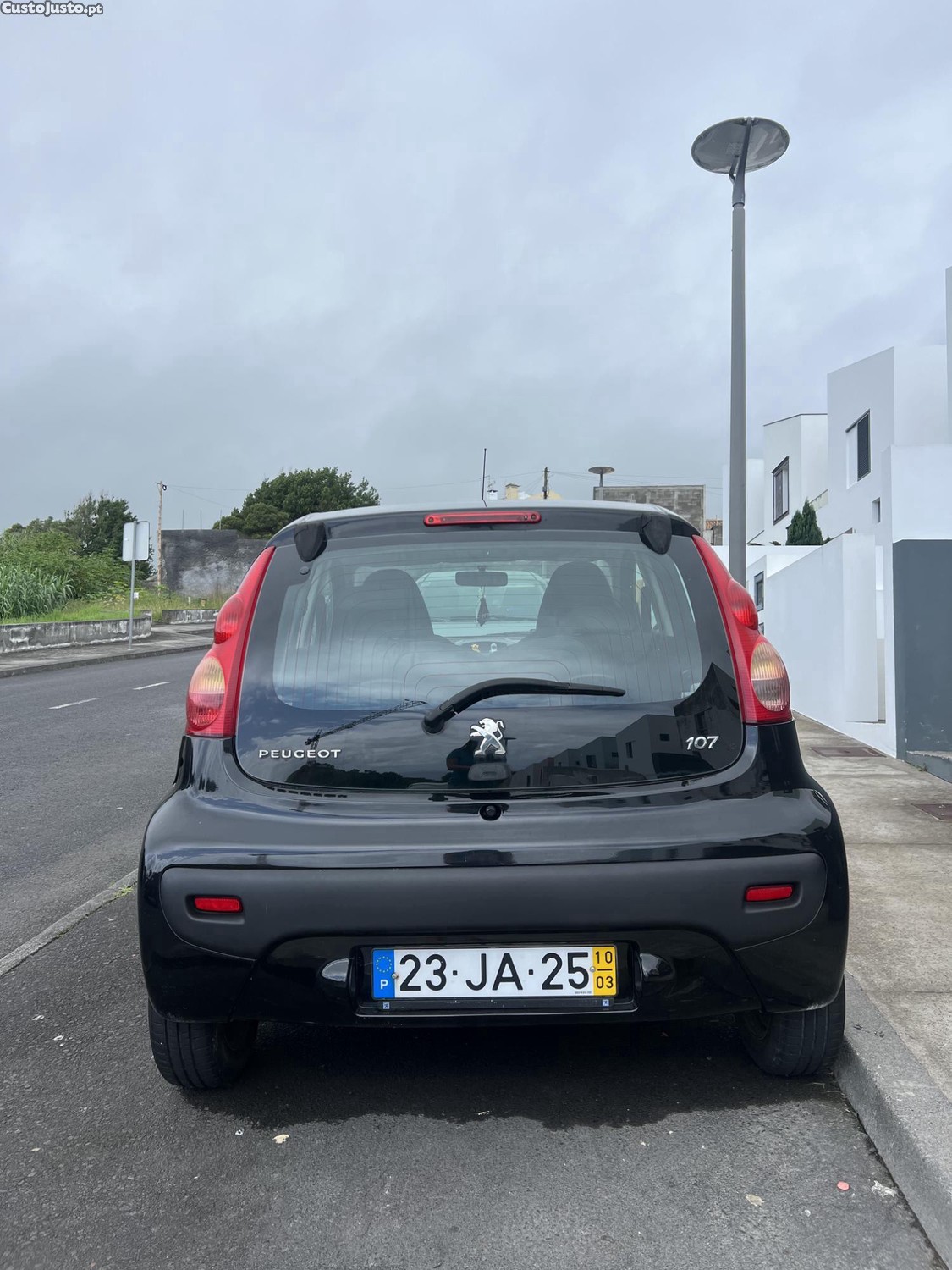 Peugeot 107 1.0 — fotografia 5
