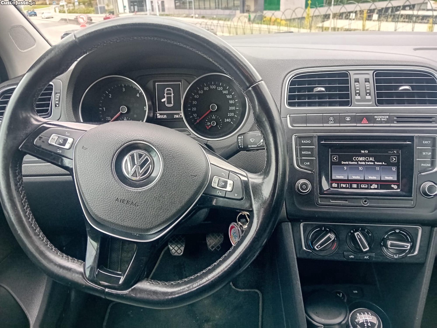 Volkswagen Polo 1.4 TDI — fotografia 8