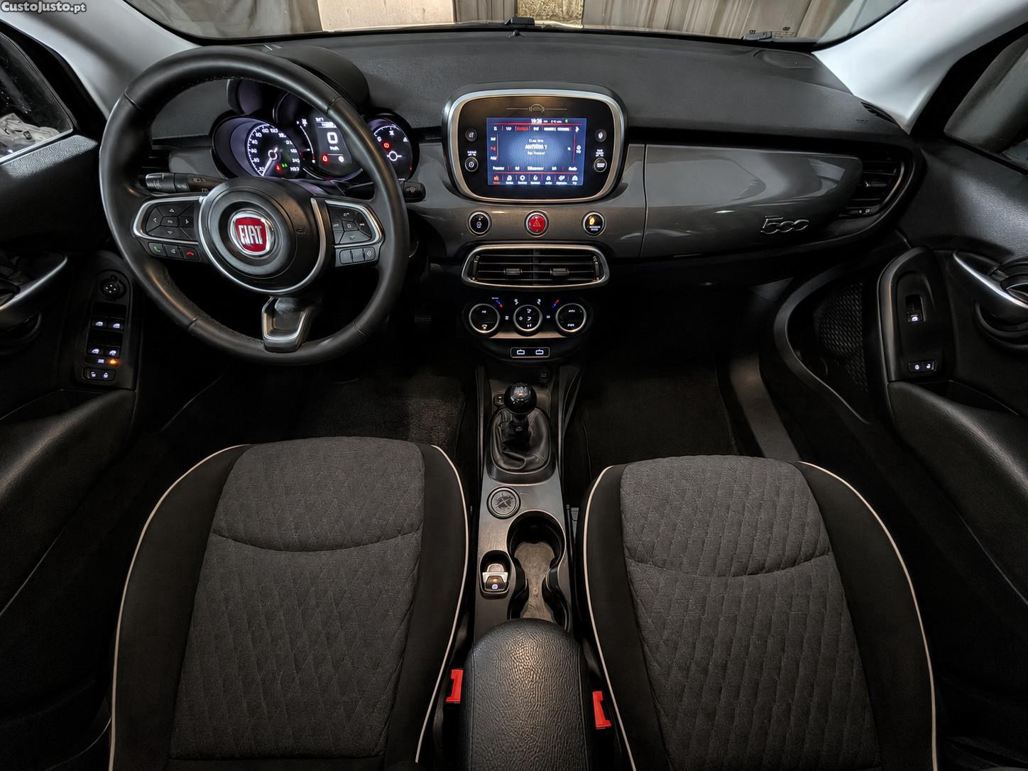 Fiat 500X 1.3 MJ City Cross — fotografia 16