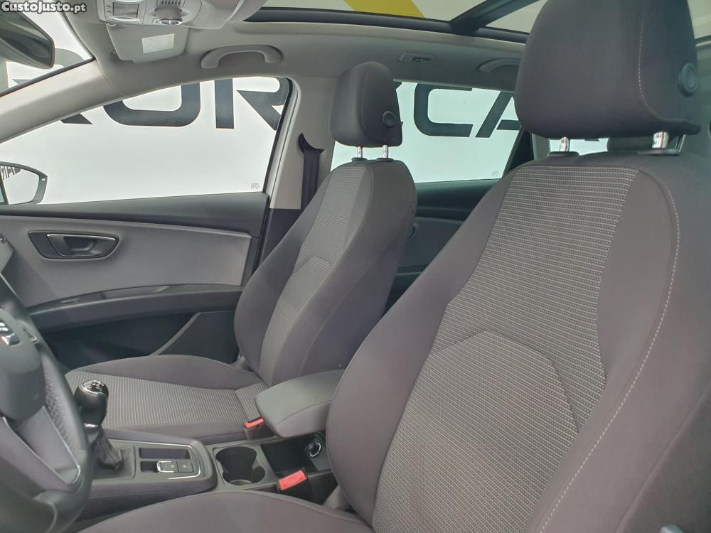 SEAT Leon 1.6 TDI Style S/S — fotografia 14