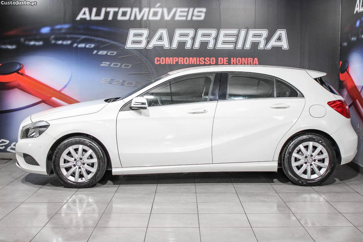 Mercedes-Benz A 180 CDI (BlueEFFICIENCY) Urban — fotografia 15