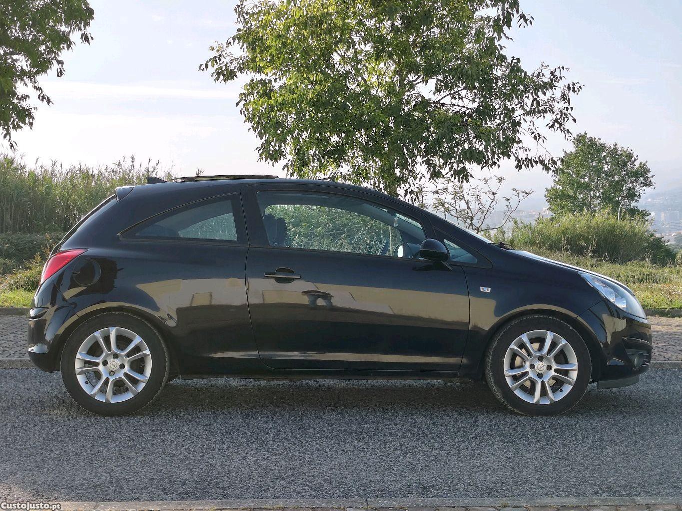 Opel Corsa GTC 1.3 CDTI 90cv - 08 foto 4