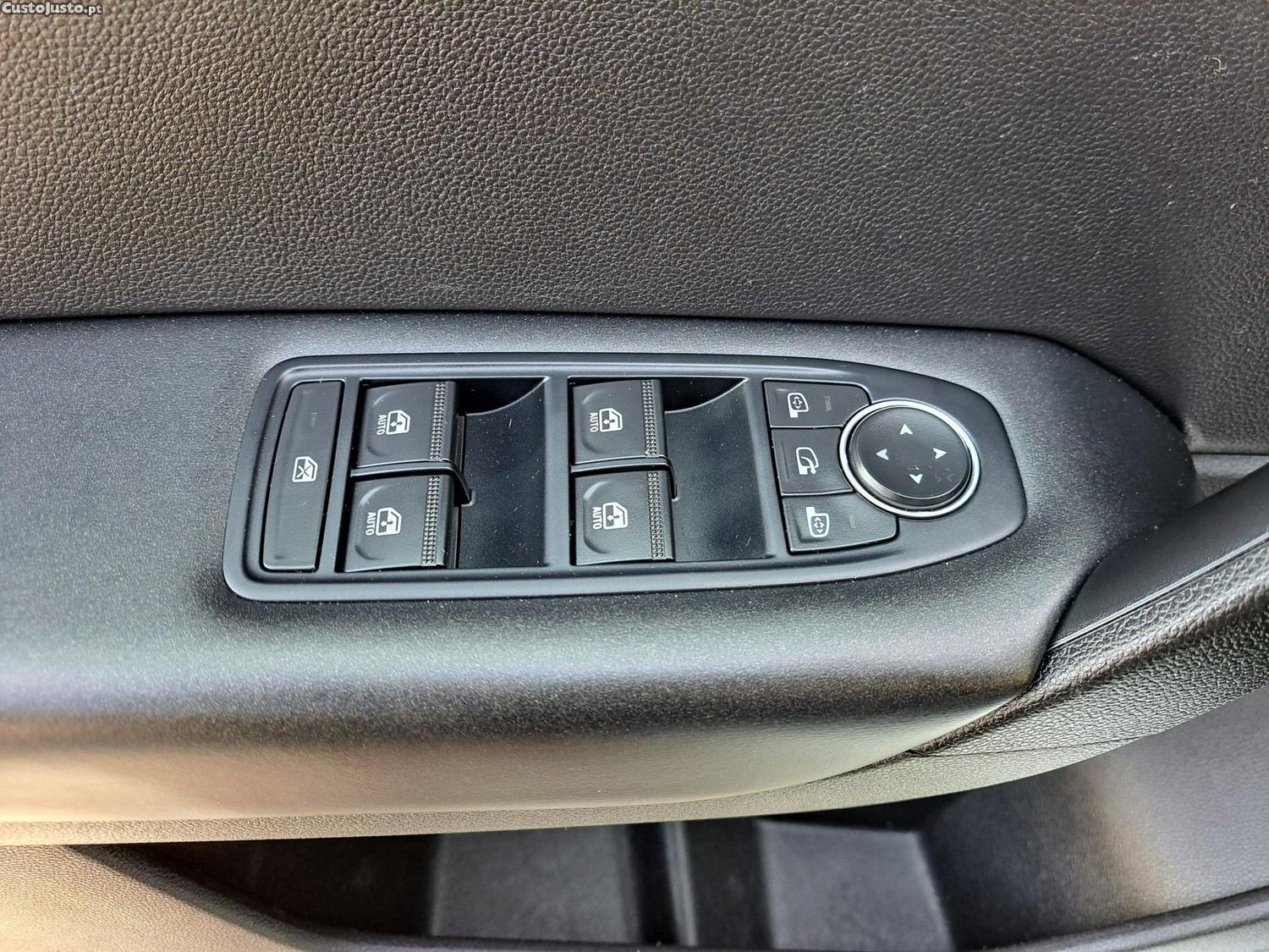 Renault Captur 1.0 TCE 100 LPG ZEN - 21 — photo 4