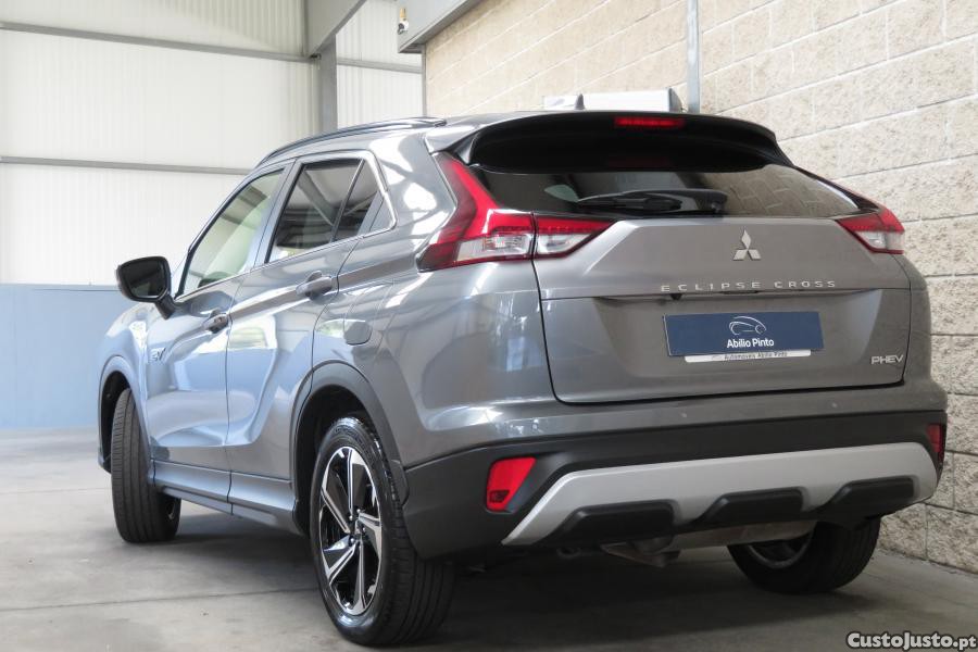 Mitsubishi Eclipse 2.4 PHEV Black Editi - 22 — photo 3