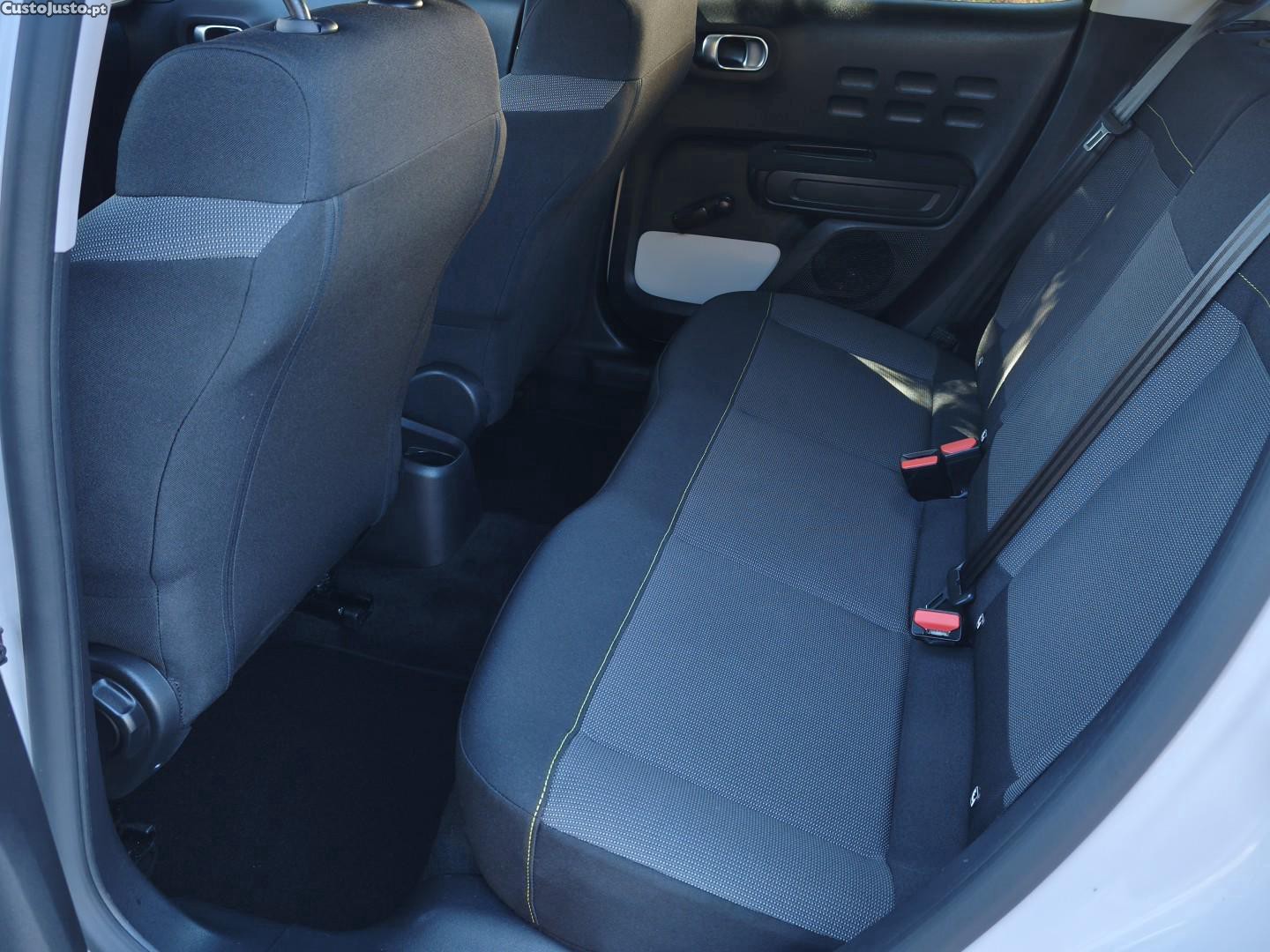 Citroën C3 1.2 PureTech Feel — fotografia 13