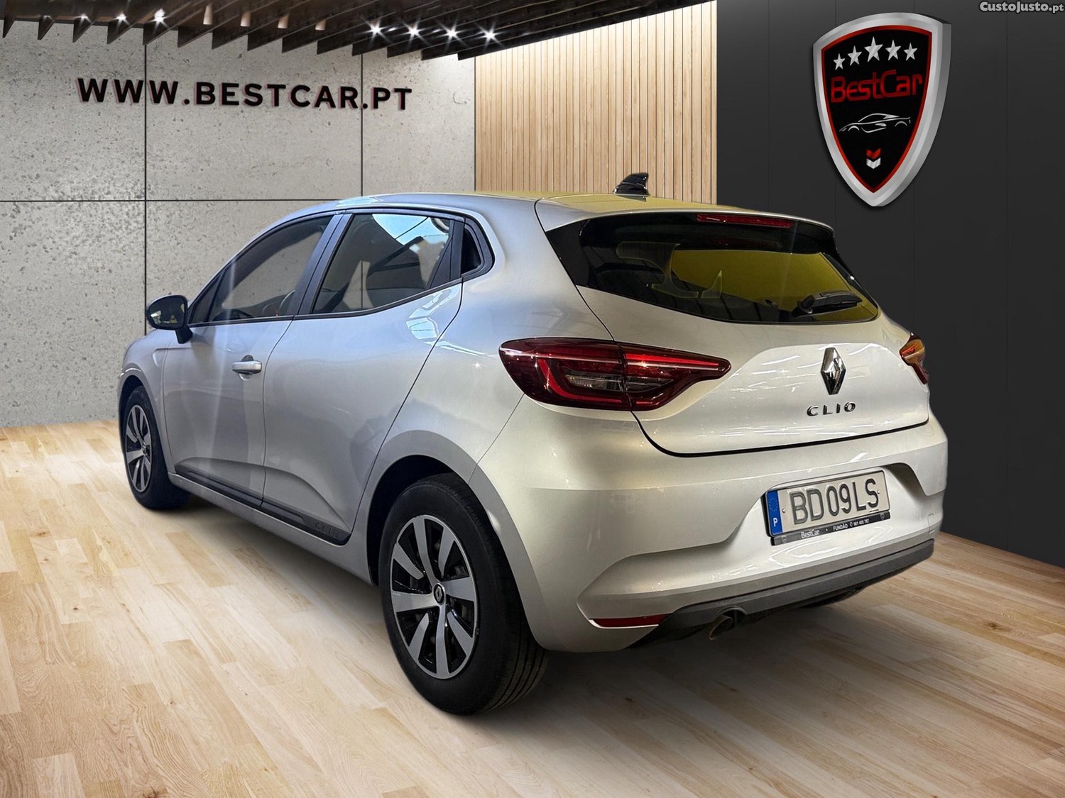 Renault Clio 1.0 TCe — fotografia 11