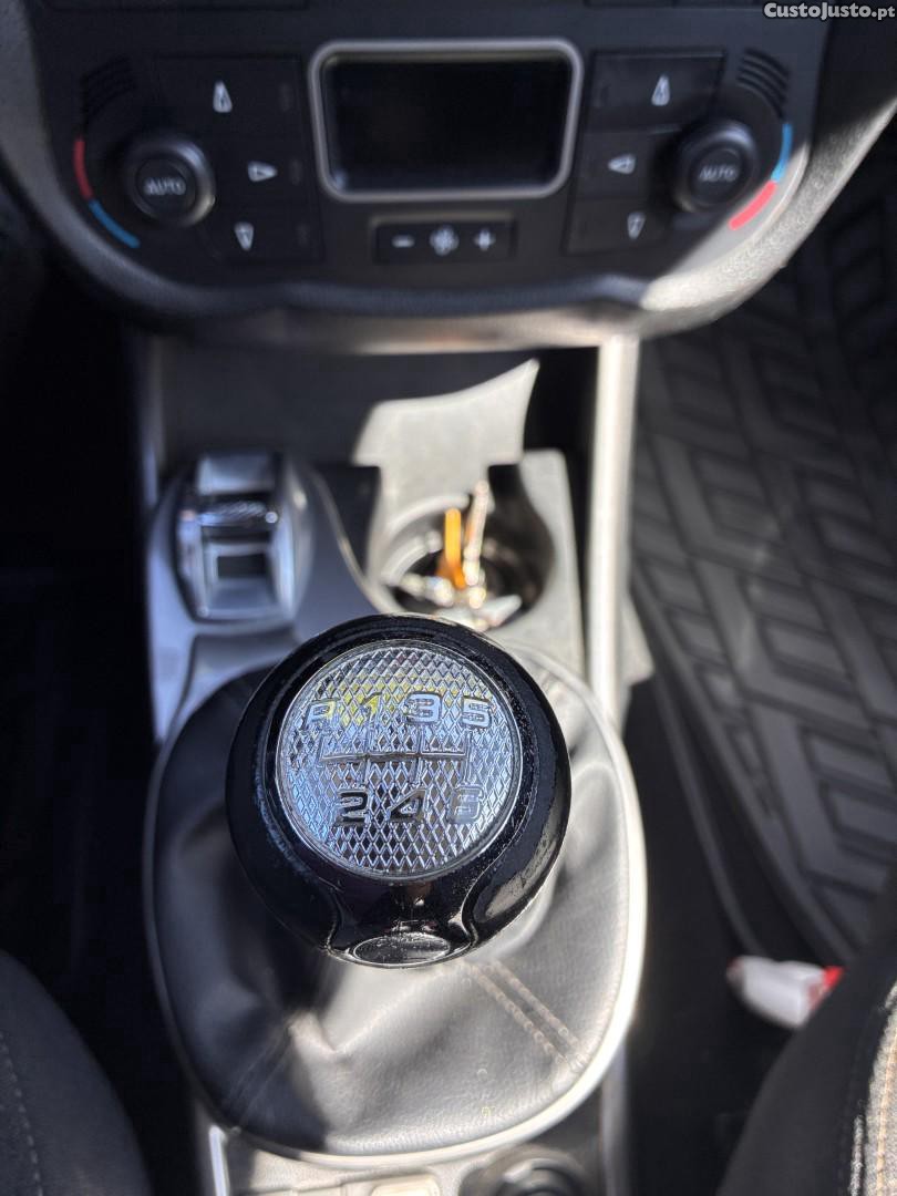 Alfa Romeo MiTo 1.3 JTD Progression — fotografia 5