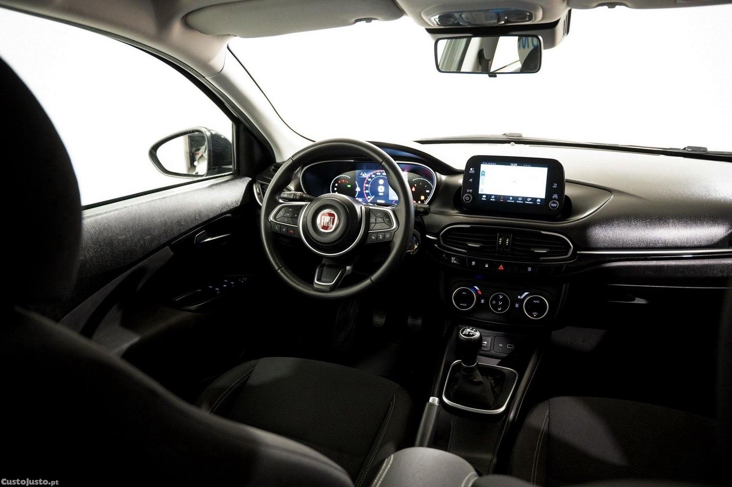 Fiat Tipo 1.3 Multijet City Life — fotografia 11