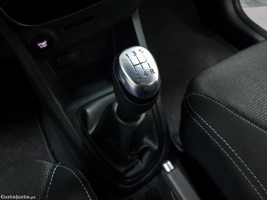 Renault Clio 1.5 dCi Zen — fotografia 5