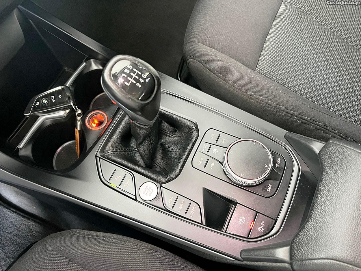 BMW 116 d Advantage — fotografia 11