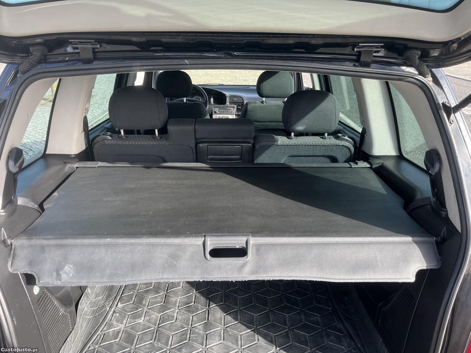 Opel Zafira 2.0DTI 100cv — fotografia 7