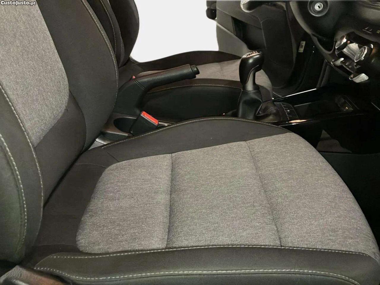 Kia Stonic 1.0 T-GDi Wave — fotografia 6