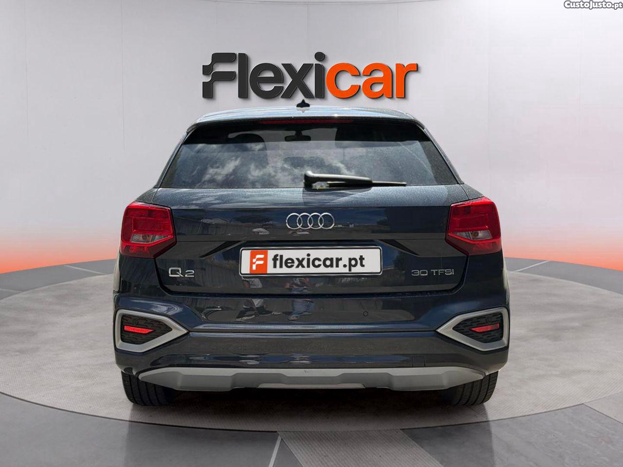 Audi Q2 30 TFSI Advanced — fotografia 12