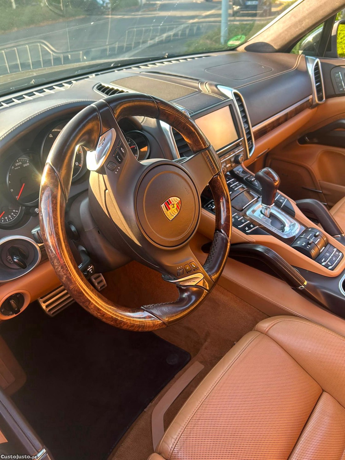 Porsche Cayenne Turbo — fotografia 4