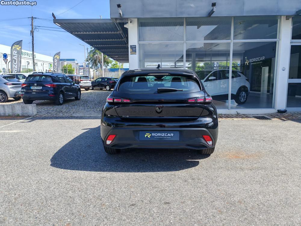 Peugeot 308 1.5 BlueHDi Active P — fotografia 15