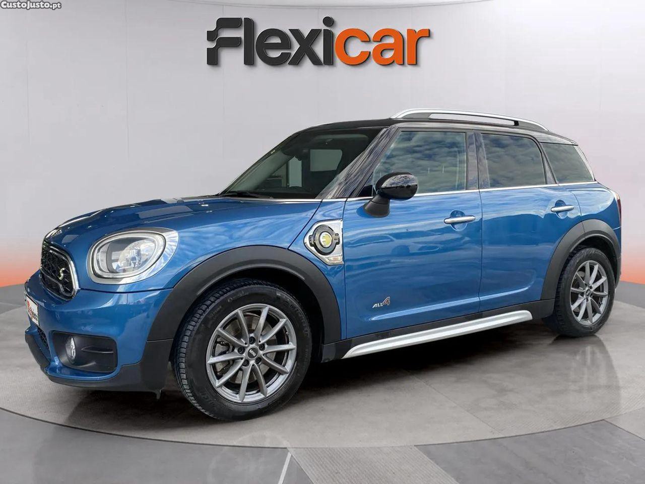MINI Countryman Cooper SE ALL4 Auto — photo 2