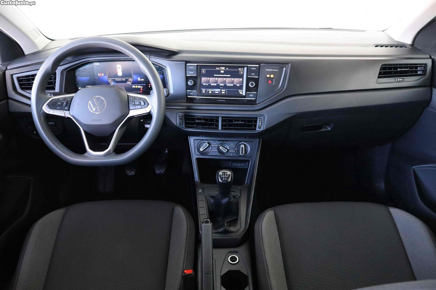 Volkswagen Taigo 1.0 TSI Life — fotografia 12