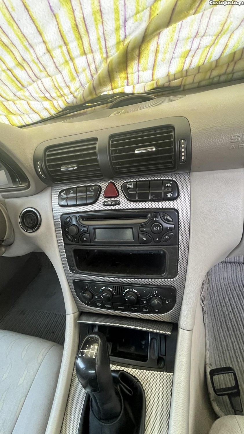 Mercedes-Benz C 220 Sport coupe w203 — fotografia 2