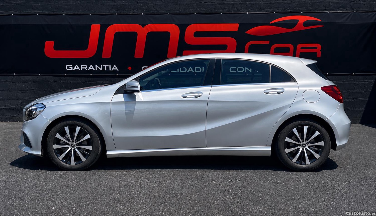 Mercedes-Benz A 180 D Urban — fotografia 7