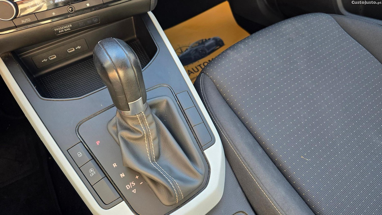 SEAT Arona 1.0 TSI Style DSG — fotografia 22