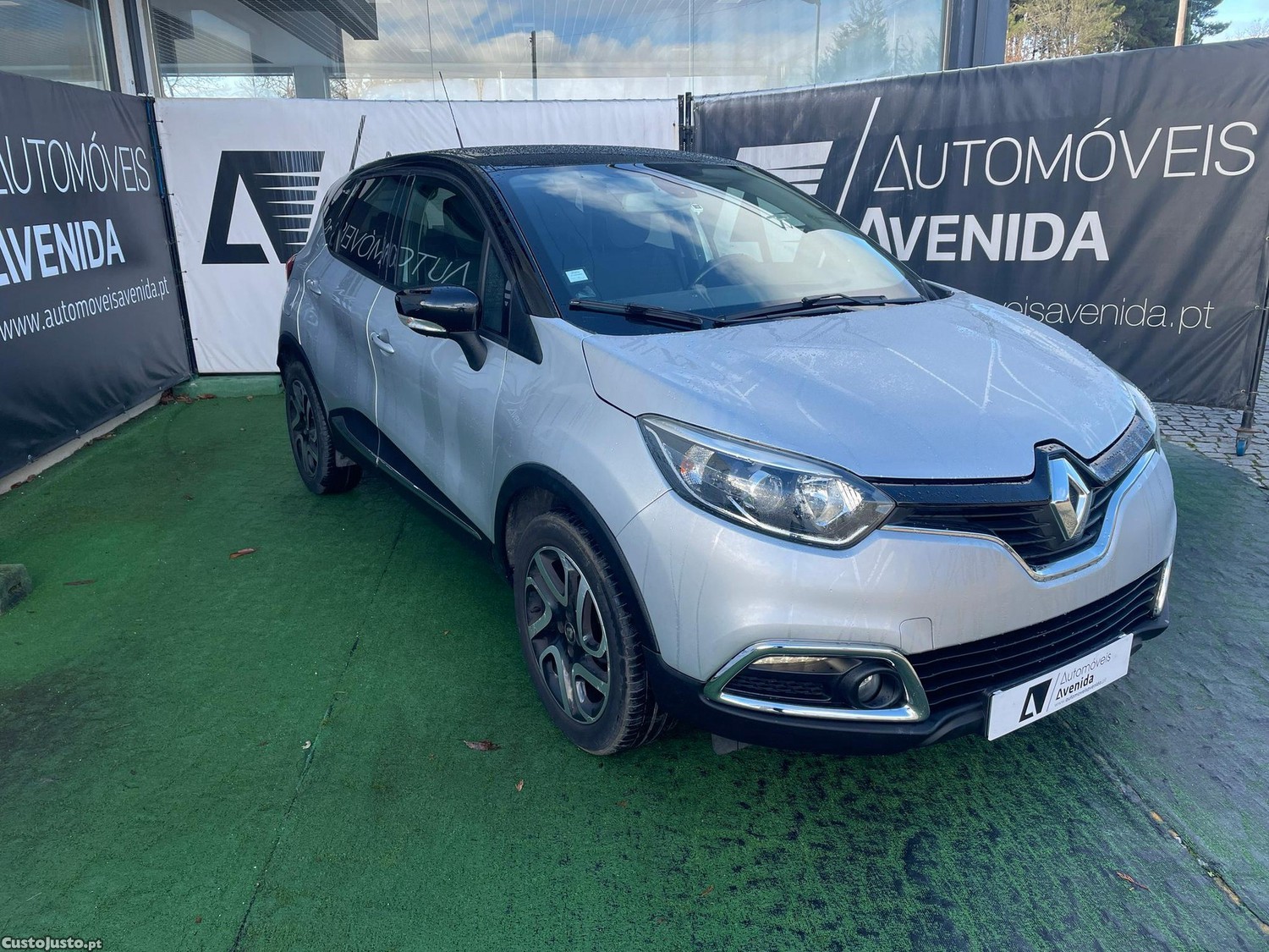 Renault Captur 0.9 TCe Exclusive - 17 foto 2