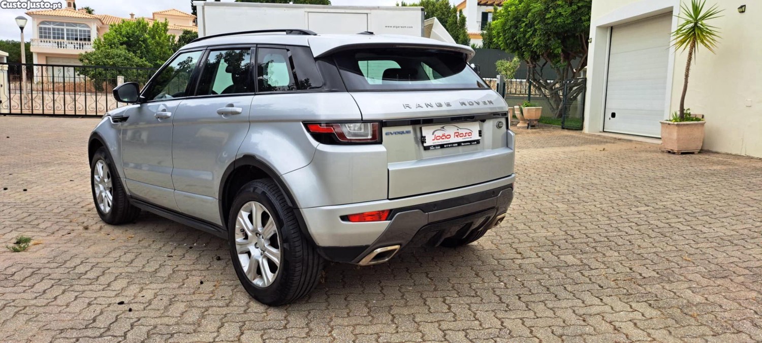 Land Rover Evoque 2.0 e D4 SE — fotografia 8