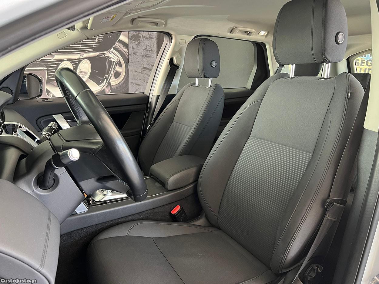 Land Rover Discovery Sport 1.5 I3 P300e AWD S — fotografia 19