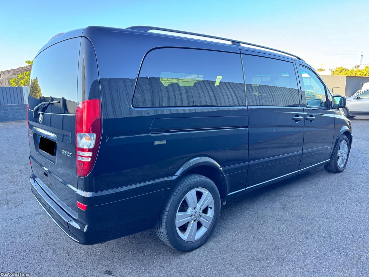Mercedes-Benz Viano 2.2Cdi — fotografia 10