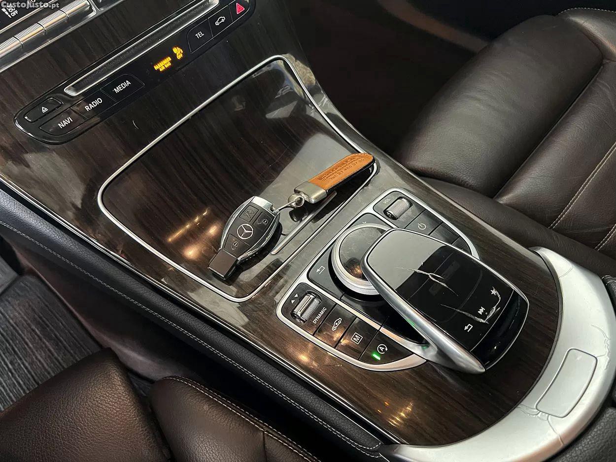 Mercedes-Benz GLC 220 D 4 MATIC — fotografia 13