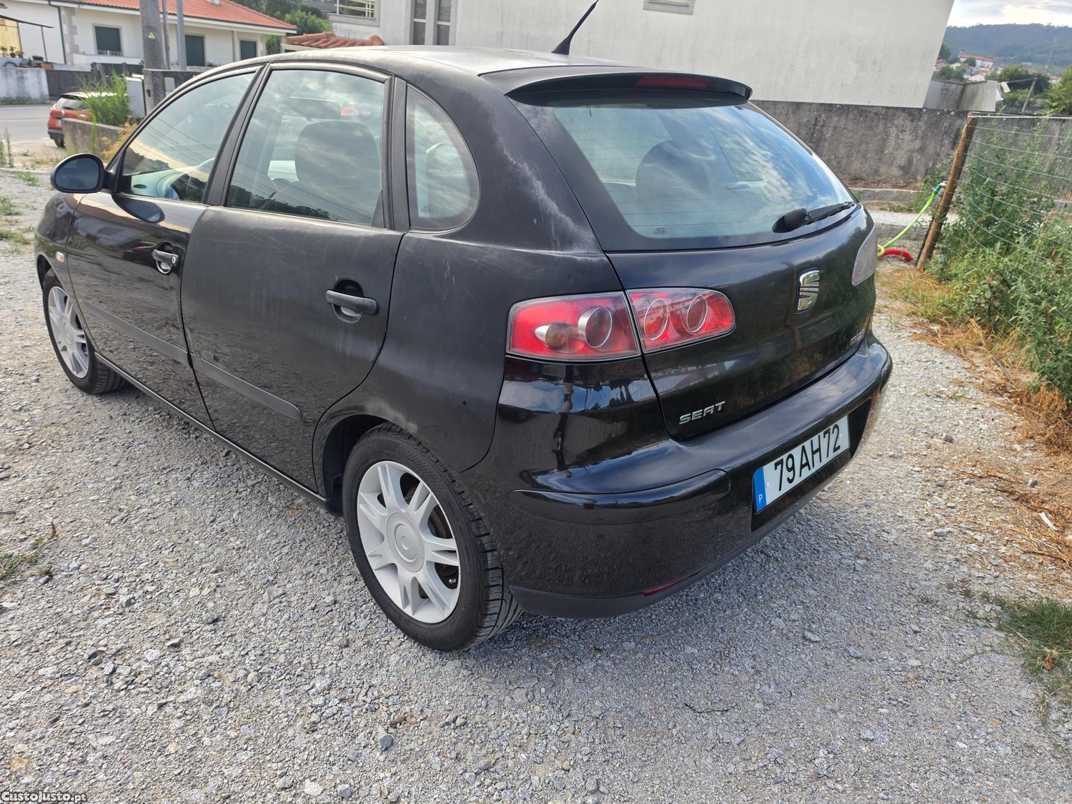 SEAT Ibiza () 1.2 AC 5portas — fotografia 11