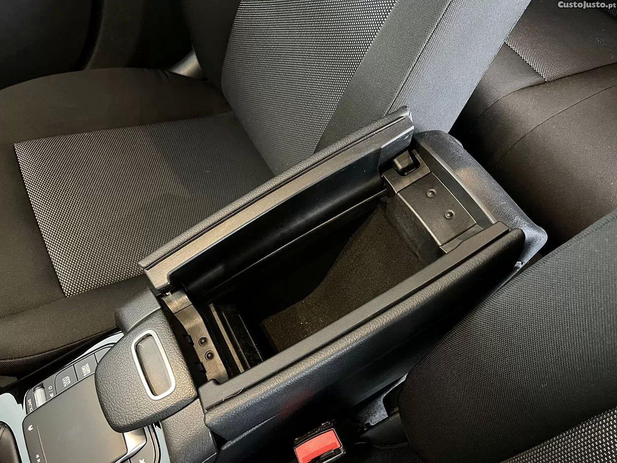 Mercedes-Benz A 160 Style Plus — fotografia 8