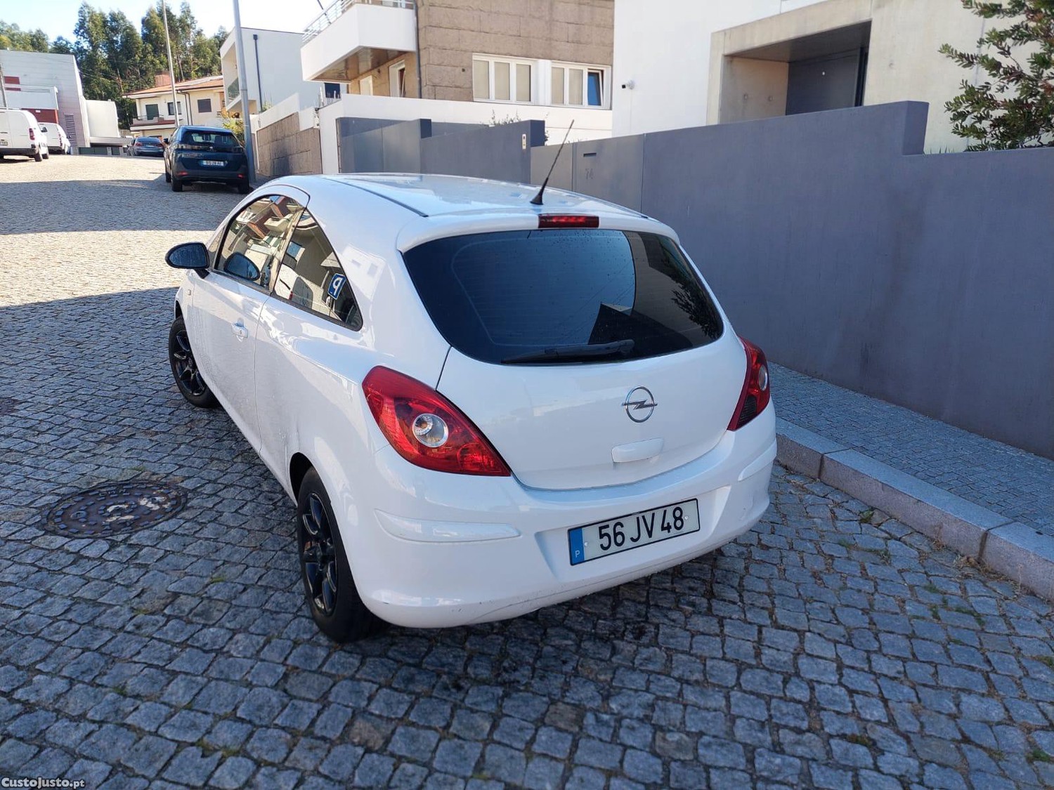 Opel Corsa 1.3cdti — fotografia 2