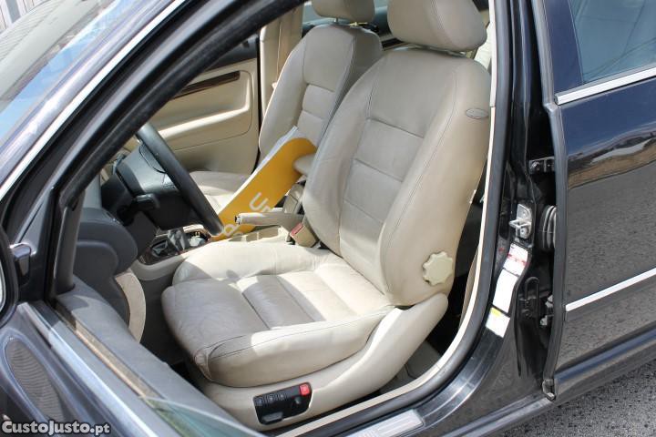 Skoda Superb () — fotografia 4