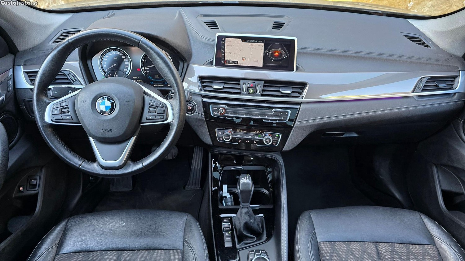 BMW X1 25 e xDrive xLine — fotografia 20