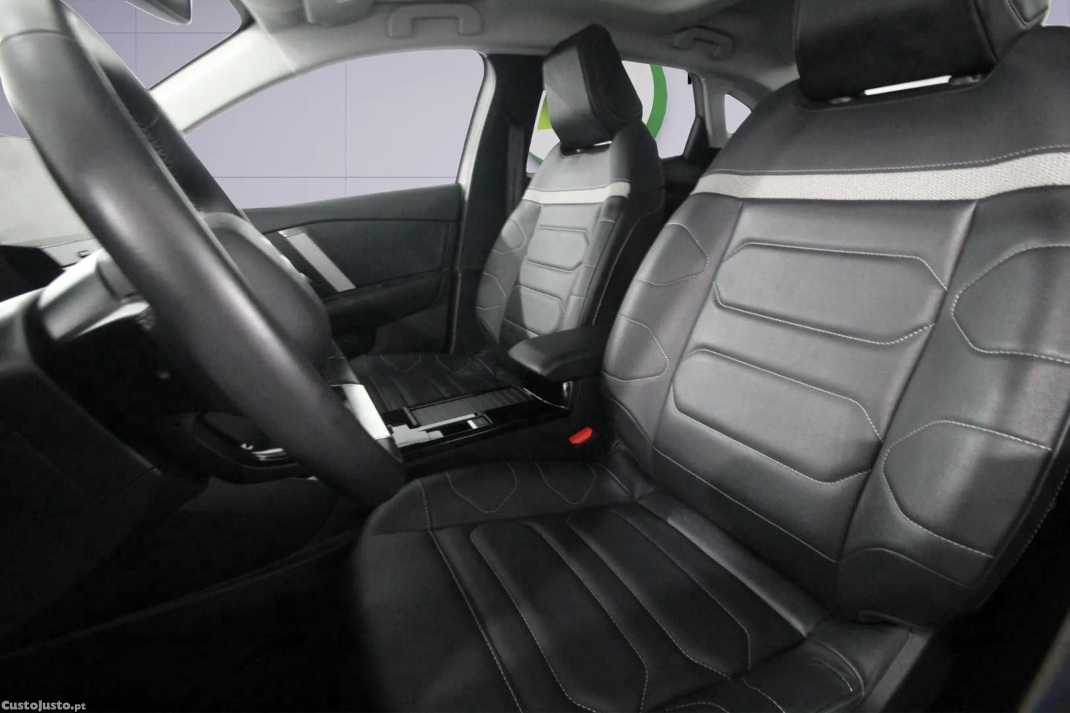 Citroën e-C4 Shine Pack — fotografia 9