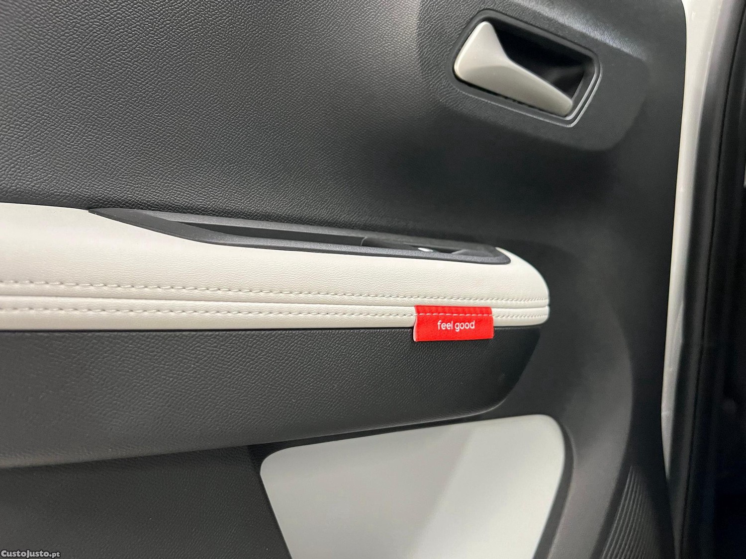 Citroën e-C3 44 kWh Autonomia Conforto Max — fotografia 7