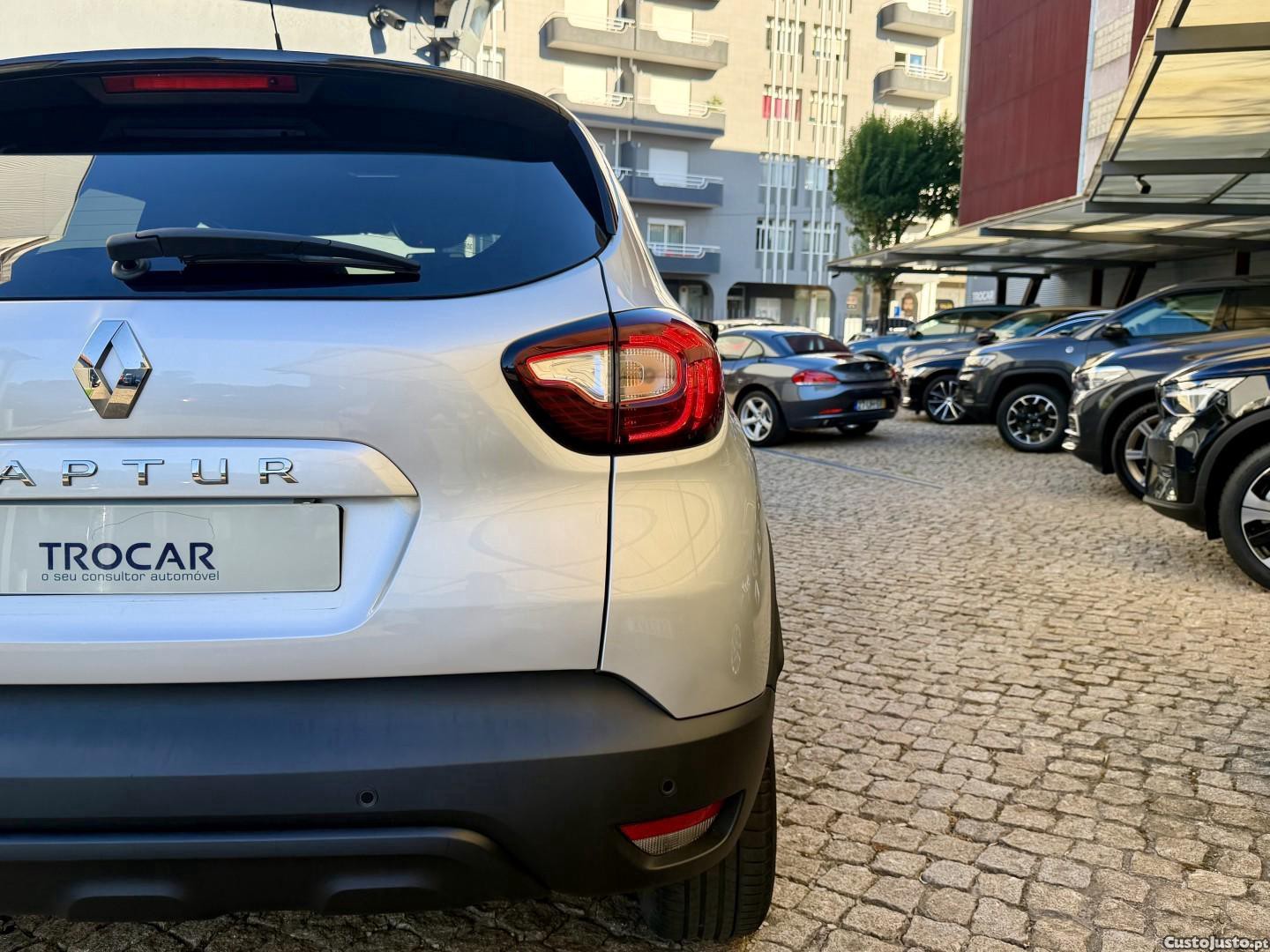 Renault Captur (ENERGY) TCe 90 LIMITED — fotografia 16