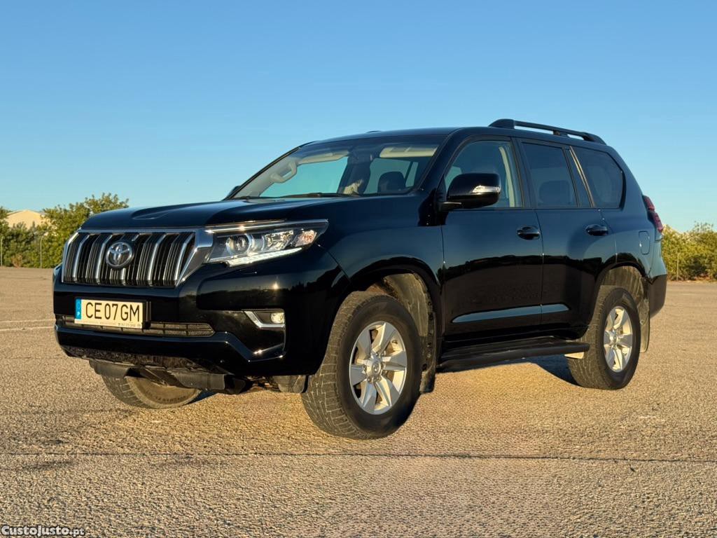 Toyota Land Cruiser 2.8 D-4D — fotografia 11