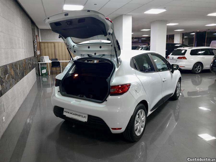 Renault Clio 1.5 dCi Zen — fotografia 15