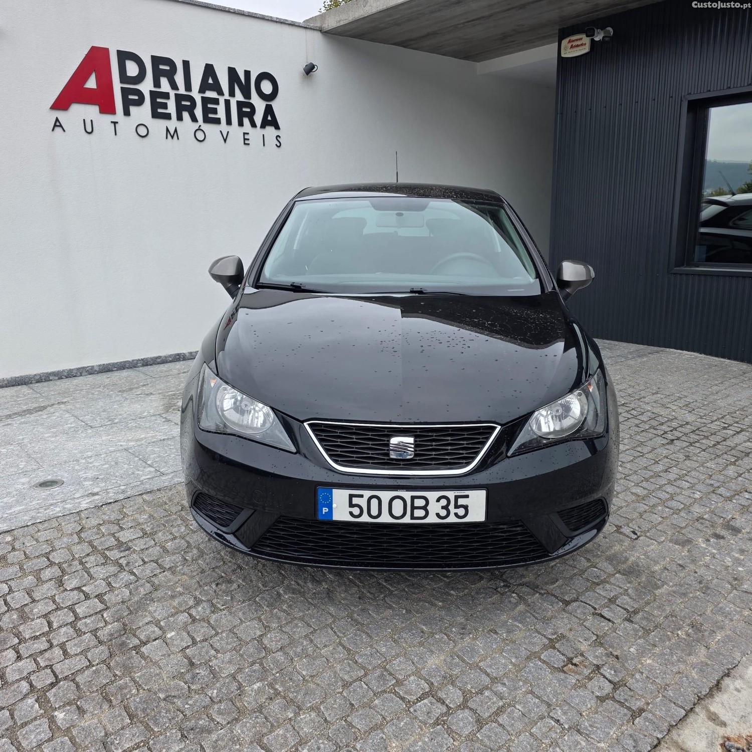 SEAT Ibiza 1.2 12V Reference — fotografia 17
