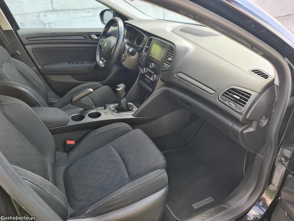 Renault Mégane 1.5 DCI Limited 115cv — fotografia 5