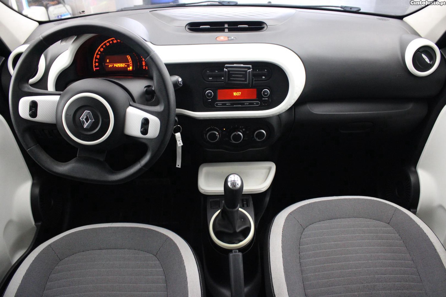 Renault Twingo 1.0Sce 70 — fotografia 27