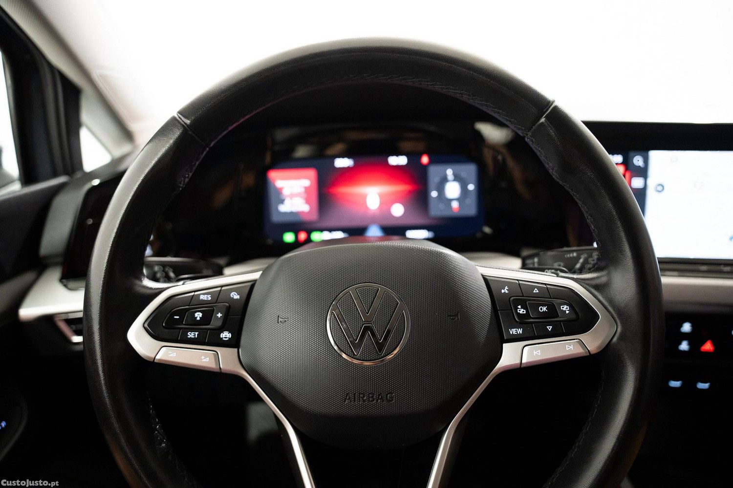Volkswagen Golf Variant 1.0 eTSI Life DSG — fotografia 16