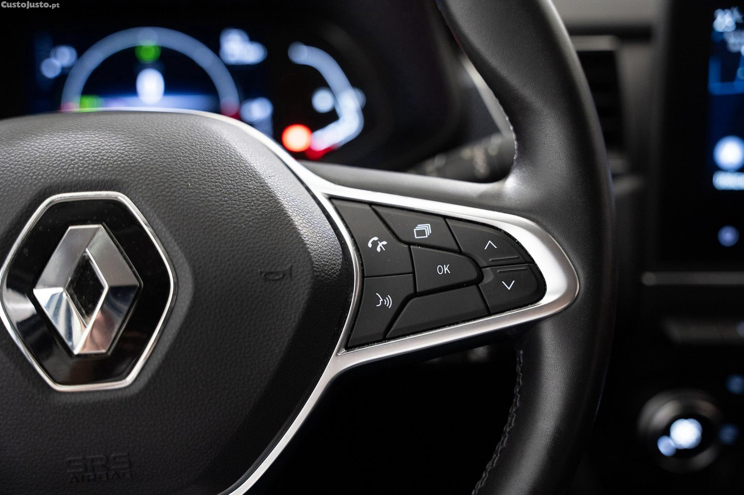 Renault Arkana 1.6 E-Tech Business — fotografia 13