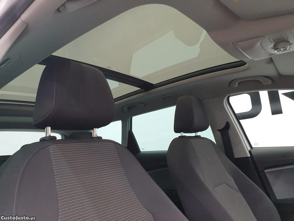 SEAT Leon 1.6 TDI Style S/S — fotografia 4