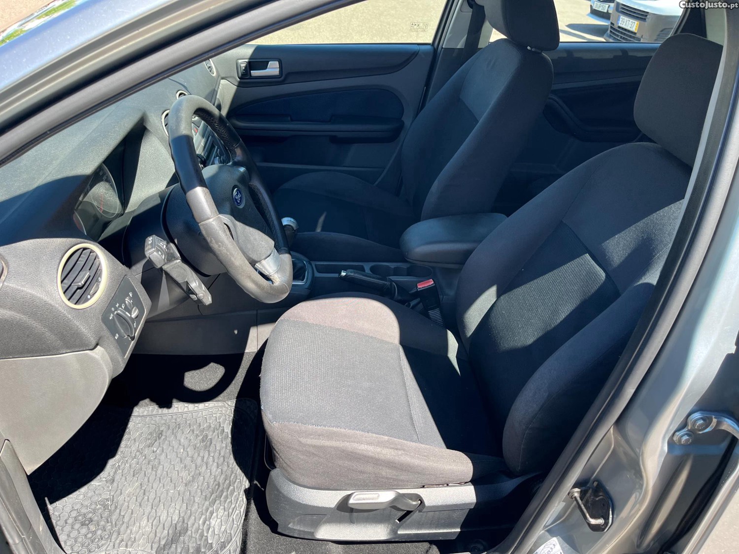 Ford Focus 1.6 Tdci, 110 cv NACIONAL — fotografia 10