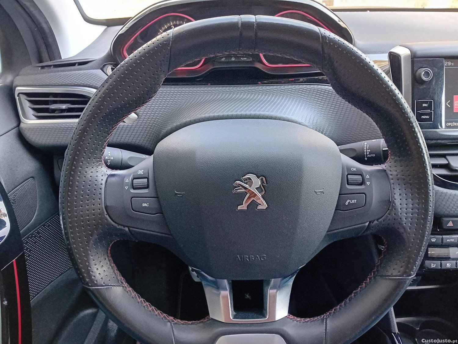 Peugeot 2008 1.2 PureTech GT Line — fotografia 3