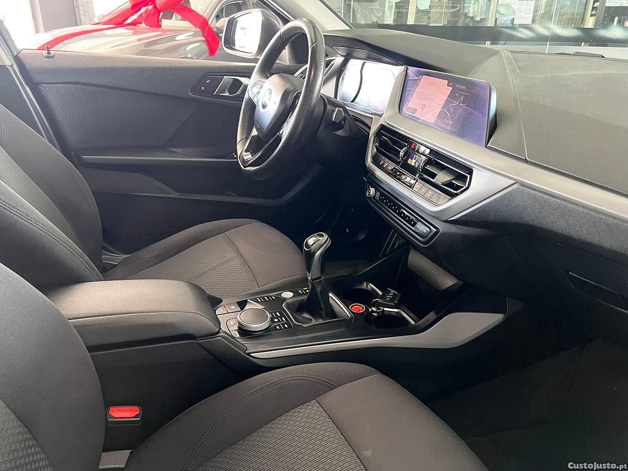 BMW 116 d Advantage — fotografia 9